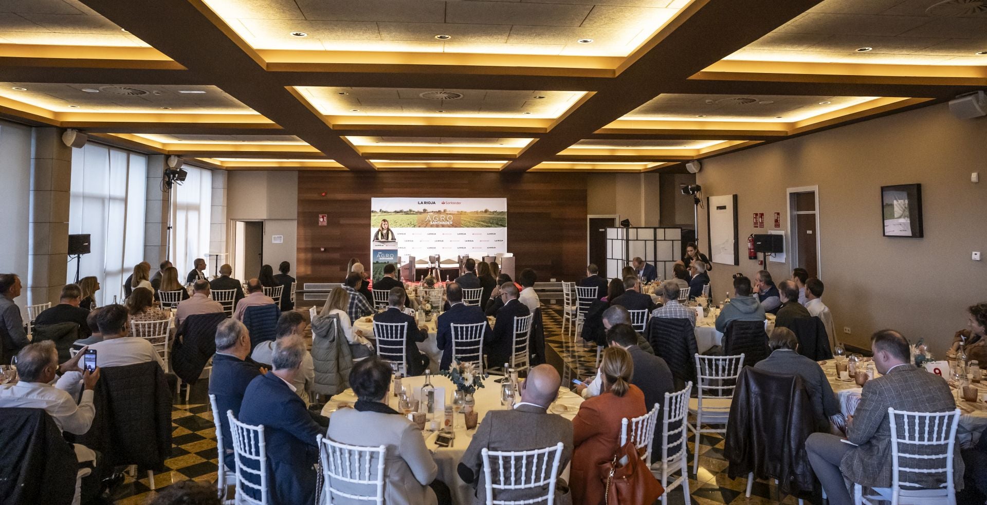 Celebración del Foro Agro del Banco Santander organizado por Diario LA RIOJA