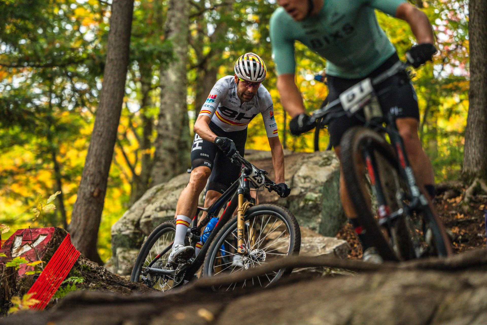 David Valero afronta una bajada en la última carrera de Copa del Mundo, en Canadá.