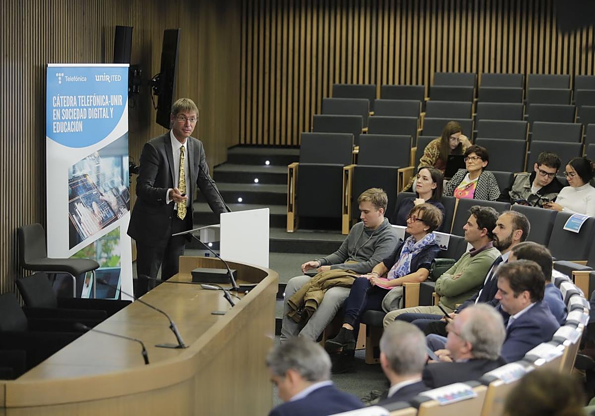 Un momento de la jornada sobre 'La inteligencia artificial en la universidad. Transformando mentes y normativas'.