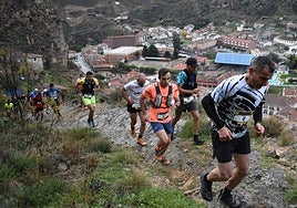 Iván de la Vera y Elena Calvo ganaron la carrera de 22,6 kilómetros de la CXM Trail de Cervera