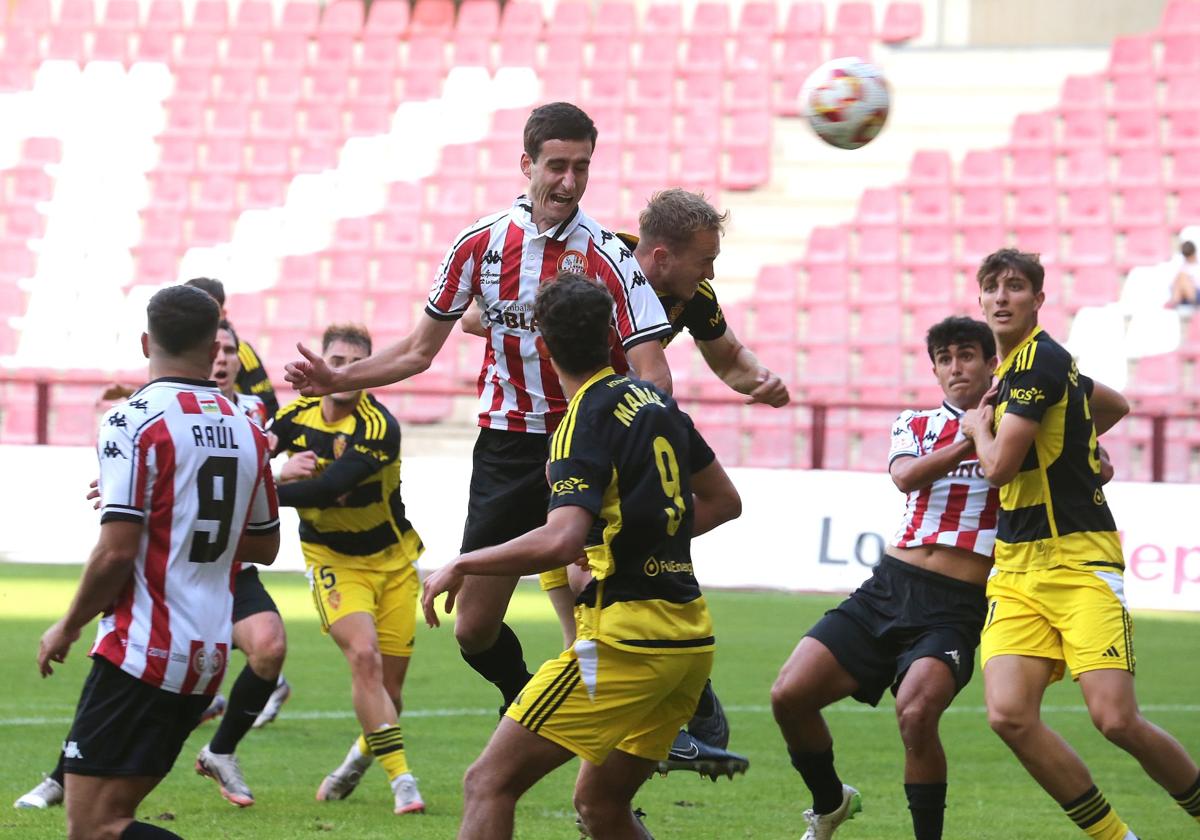 Las imágenes del partido SDL-Deportivo Aragón