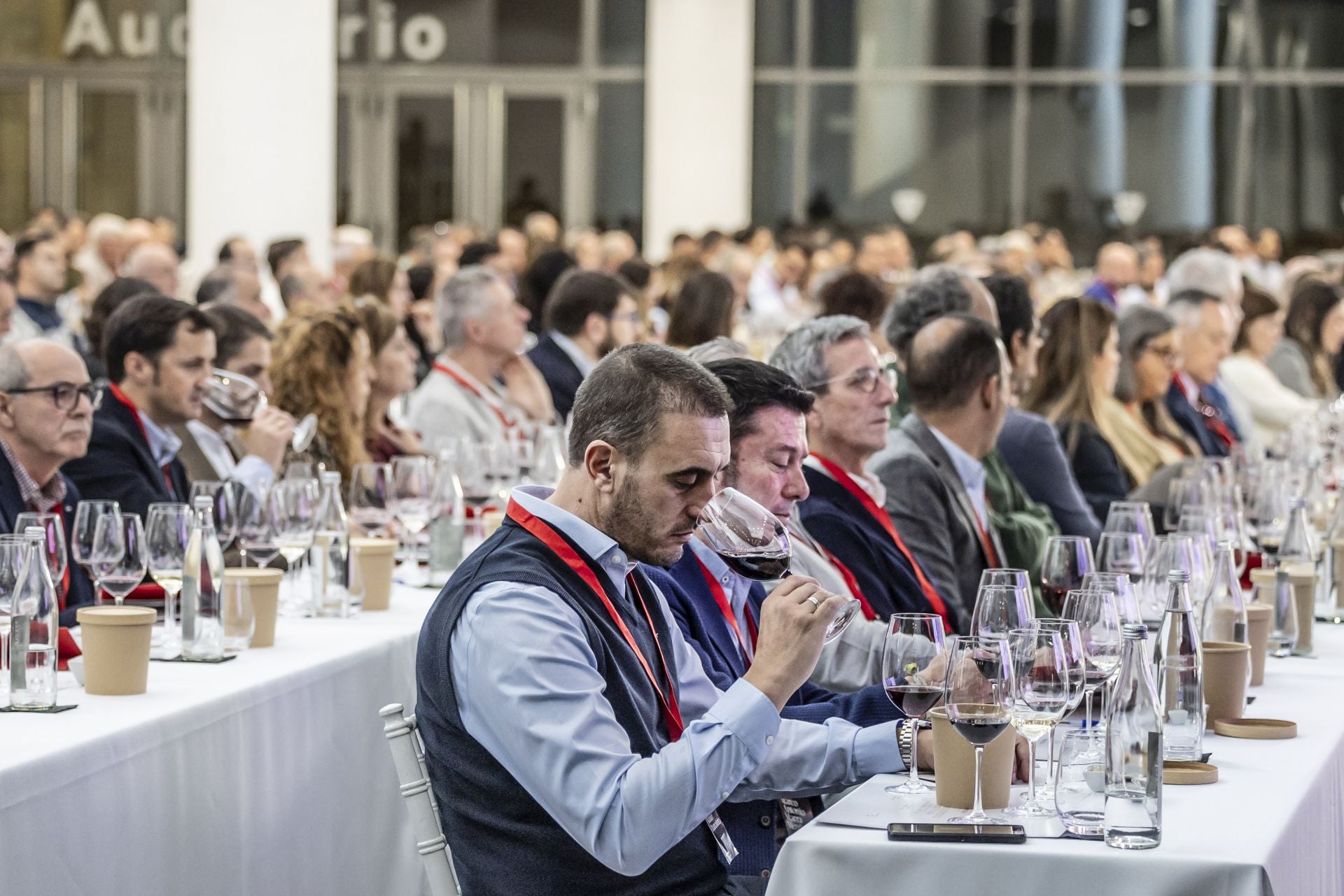 Concurso de catadores y cata de Ramón Bilbao en Riojafórum