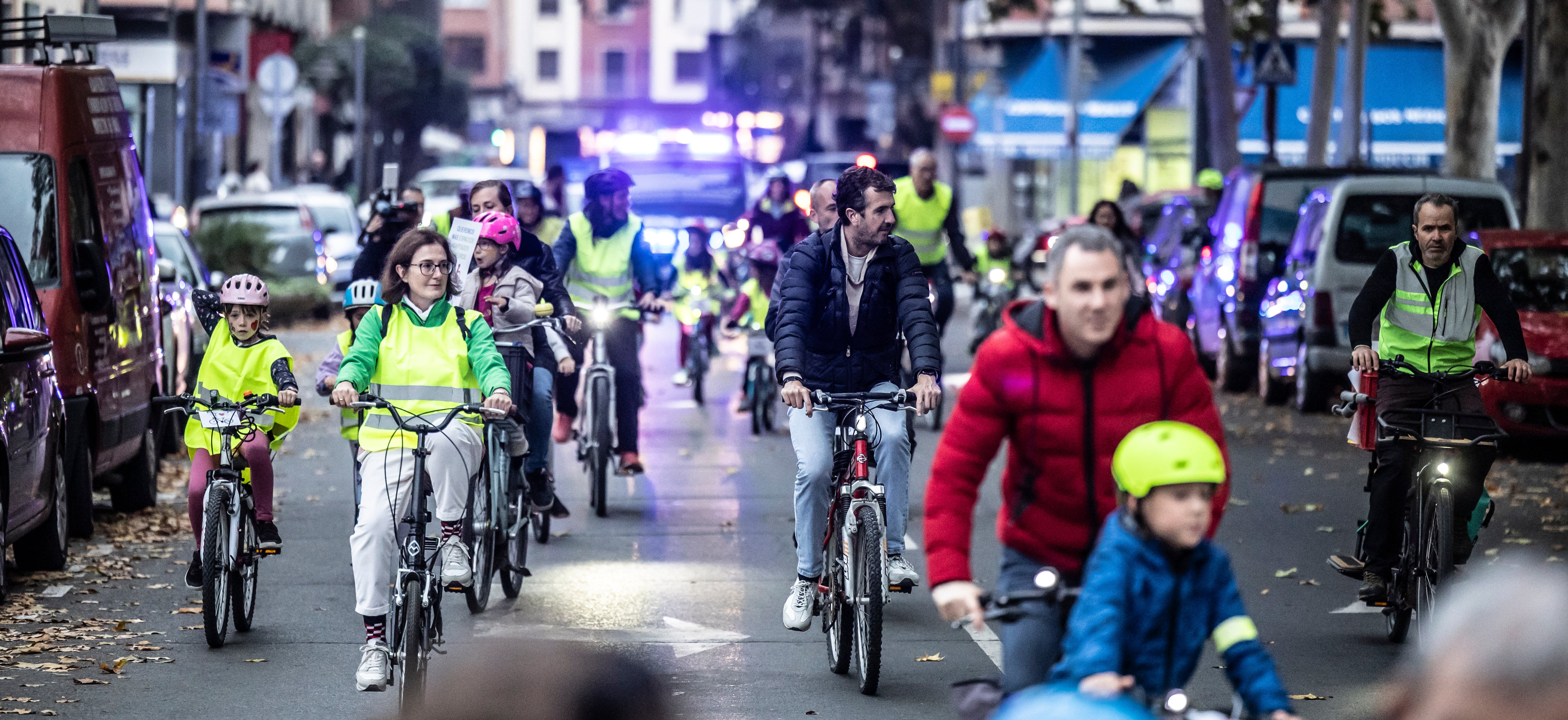 Los niños quieren ir en bici con seguridad a clase