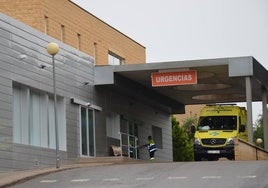 Acceso al servicio de Urgencias del Hospital de Calahorra.