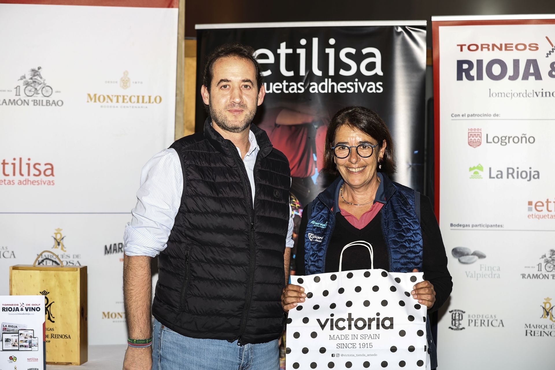 La entrega de premios del torneo Marqués de Reinosa