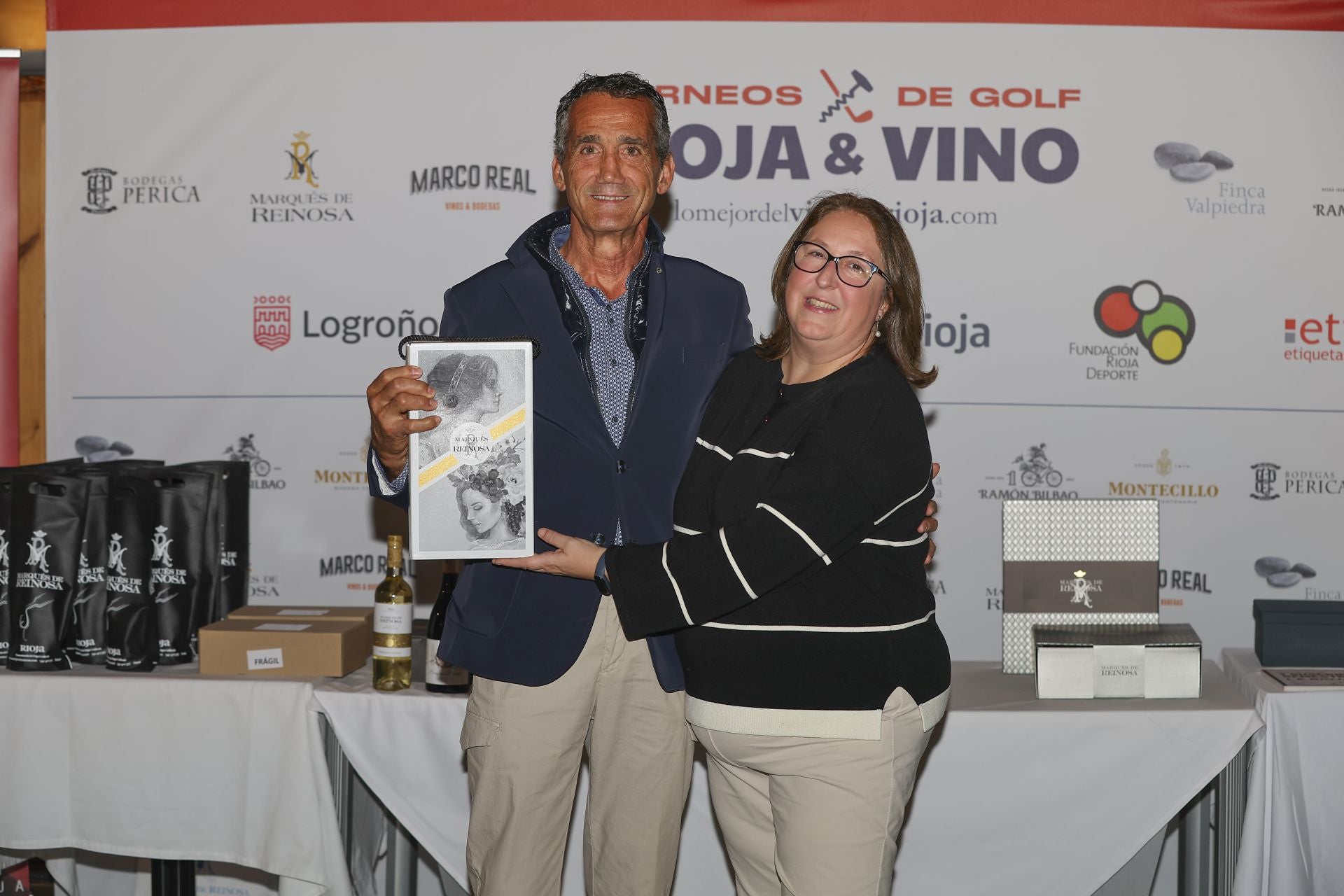 La entrega de premios del torneo Marqués de Reinosa