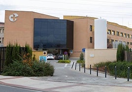 Herido un ciclista de 18 años en un accidente con un turismo en la calle Estambrera de Logroño