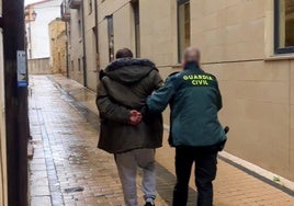 Detenidos dos hombres por robar vigas de acero, cobre, cables, señales y postes en Haro