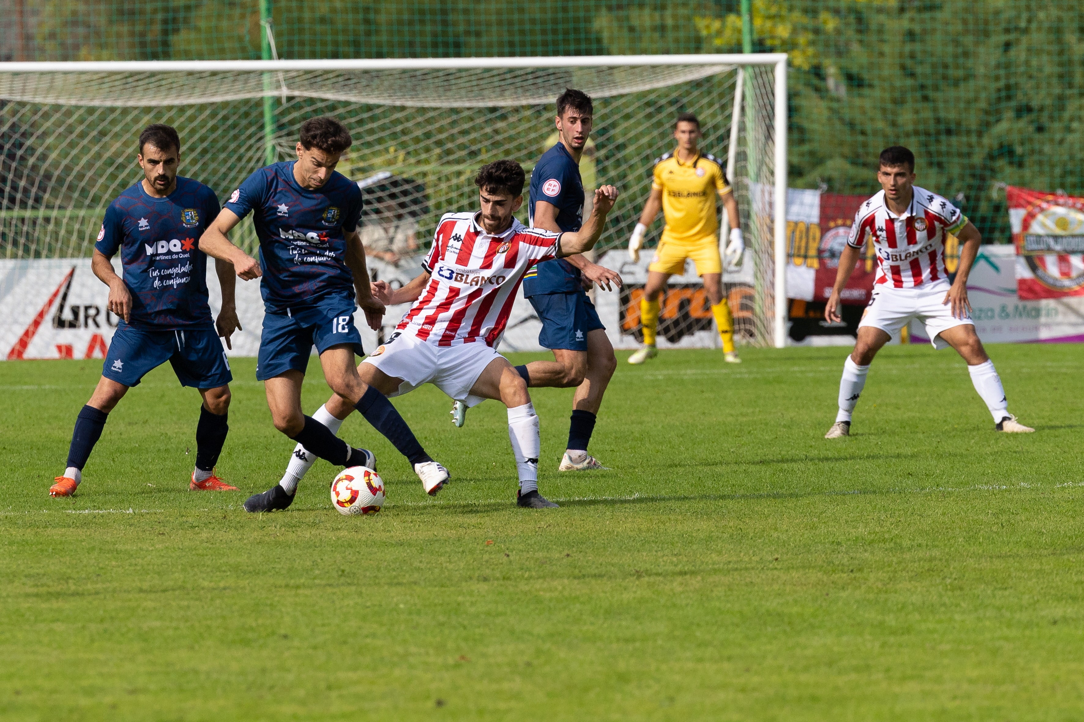 Partido en Isla entre el Anguiano y la SDL.