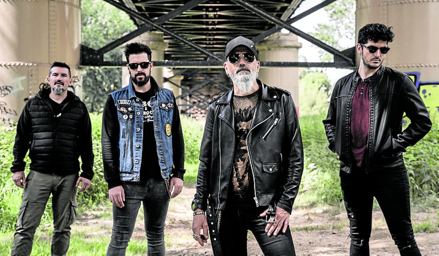 Los cuatro integrantes del grupo de rock Bicho+Z.