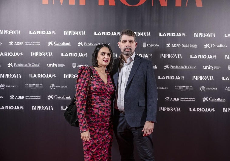 Los invitados posan en el photocall
