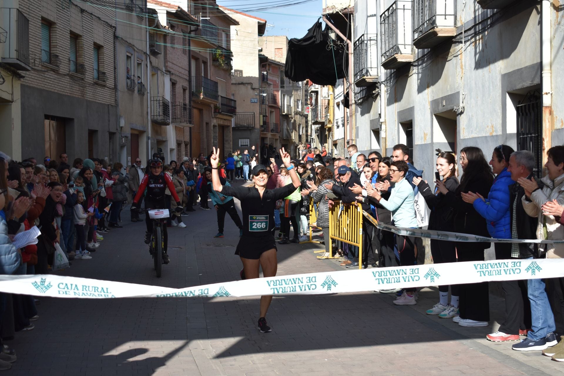 Las imágenes de la XI carrera Entre Dinosaurios Villa de Igea