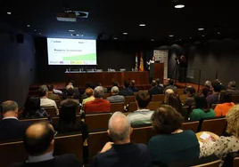 La consejera de Agricultura, Noemí Manzanos, en la presentación del Enodatalake.