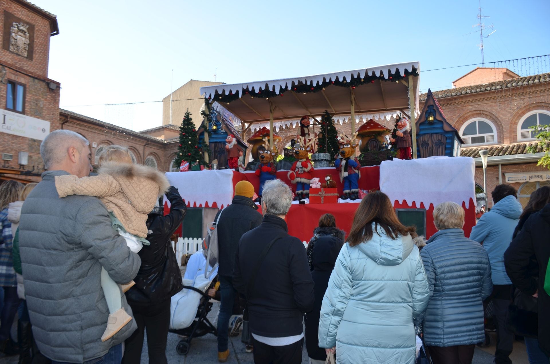 Mañana de mercado navideño en Calahorra