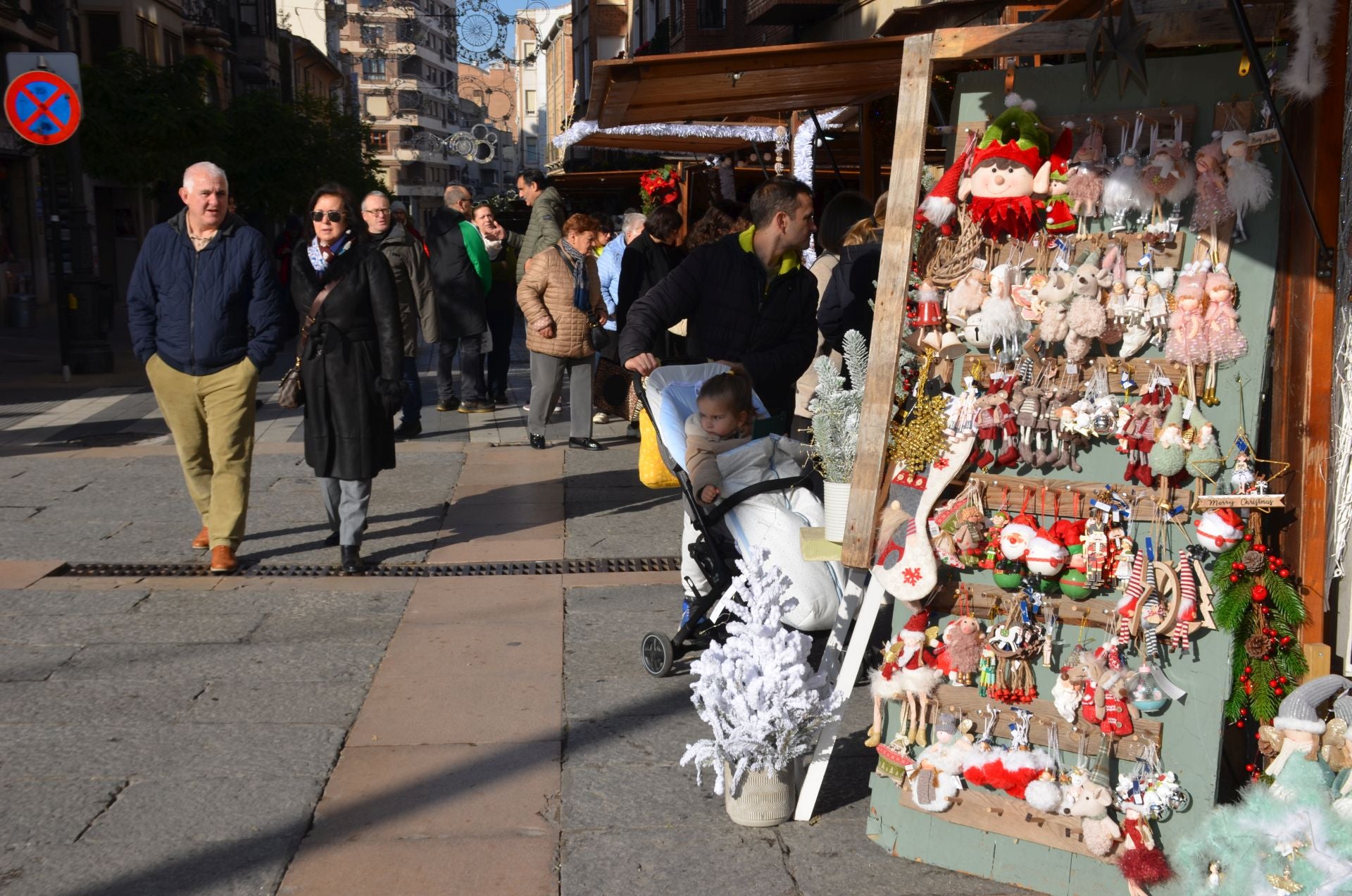 Mañana de mercado navideño en Calahorra
