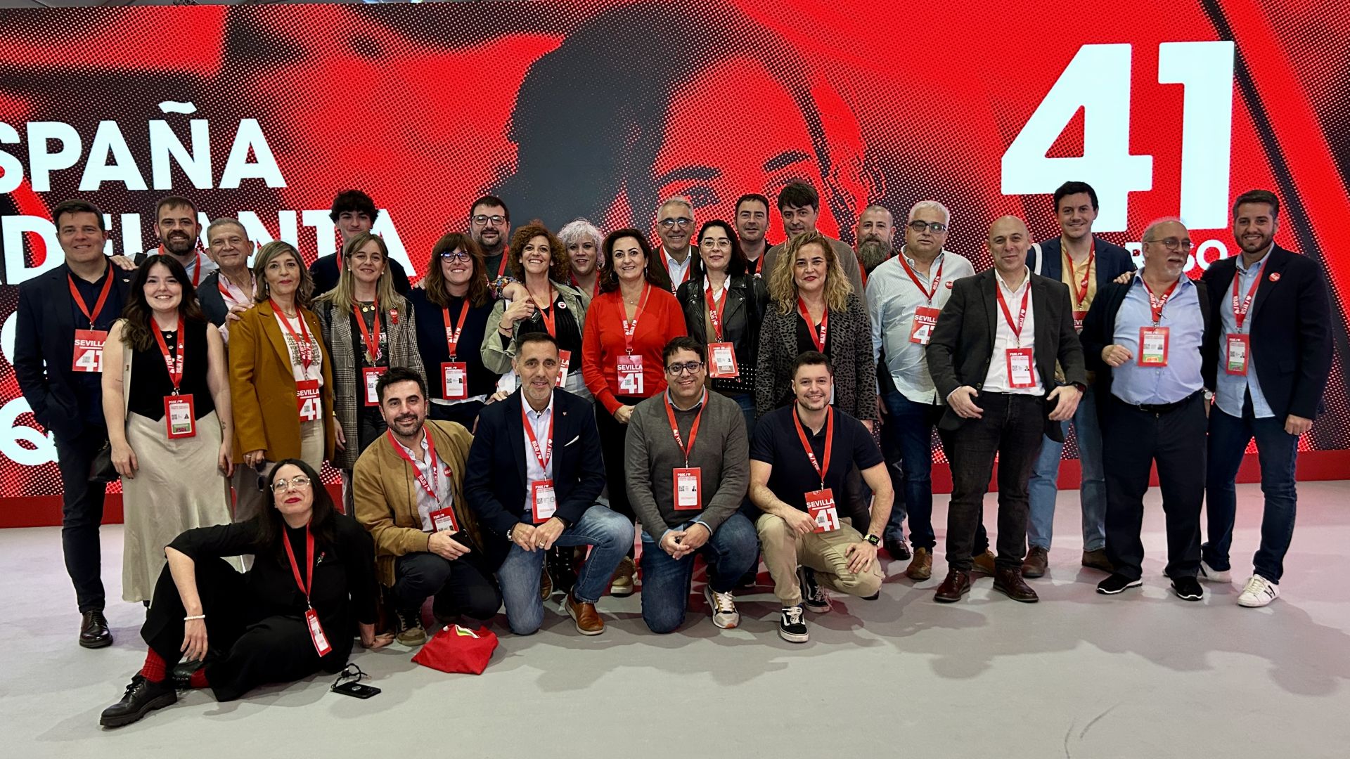 Delegación riojana en el 41º Congreso del PSOE en Sevilla.