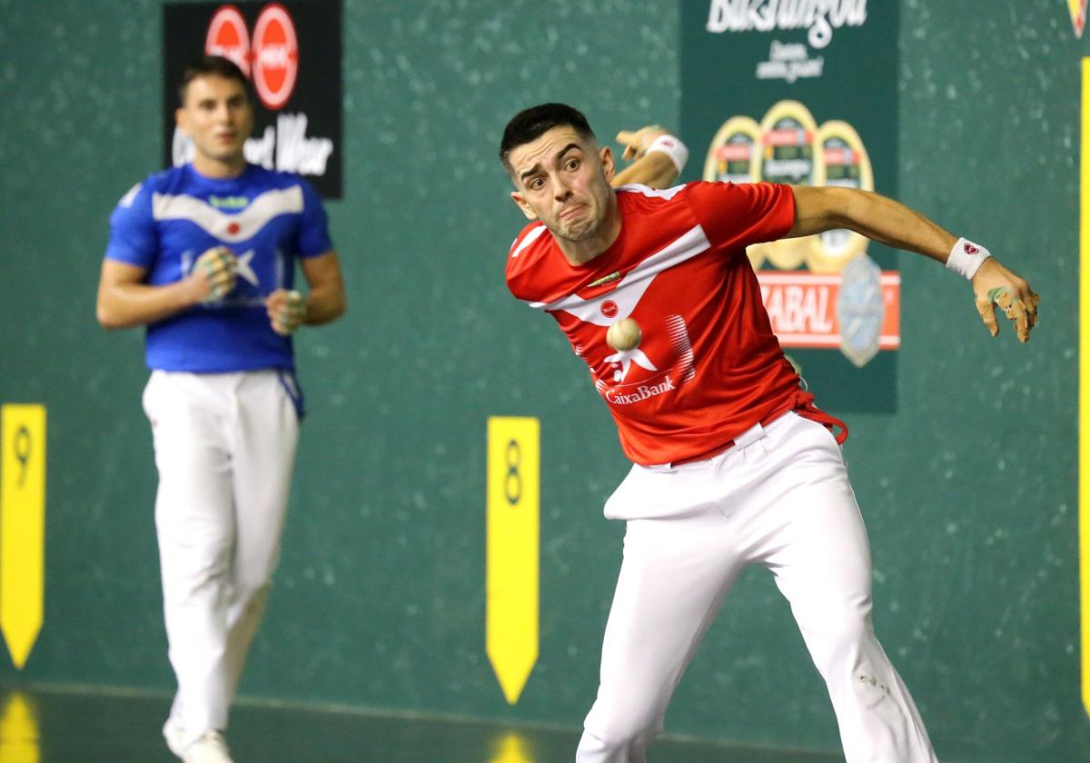 Rubén Salaverri durante un partido de la feria de San Mateo.