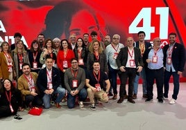 Álex Dorado, Raúl Díaz, Elisa Garrido y Javier García, con la delegación riojana en el Congreso de Sevilla