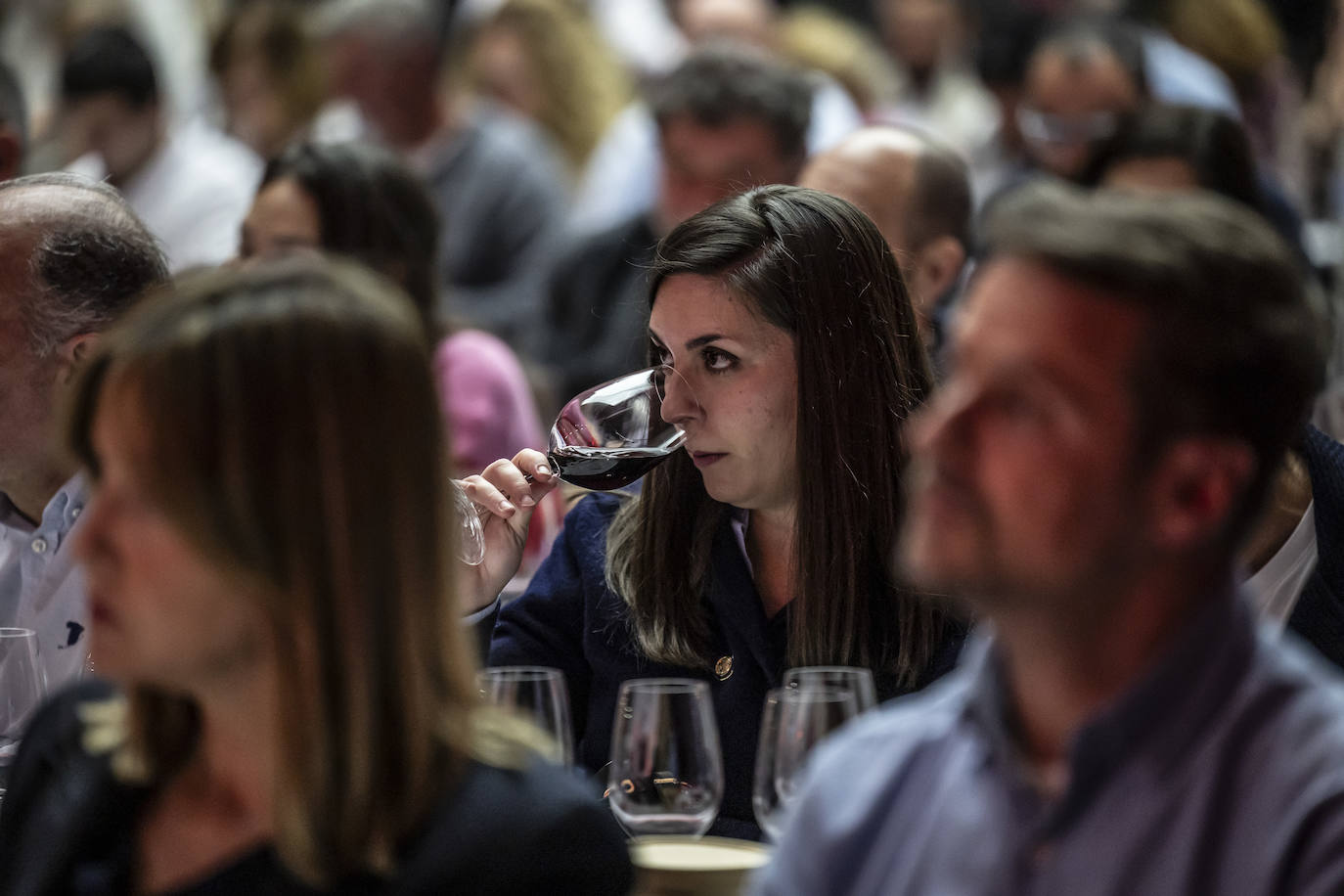 La cata con repóquer de vinos y de bodegueros, en imágenes