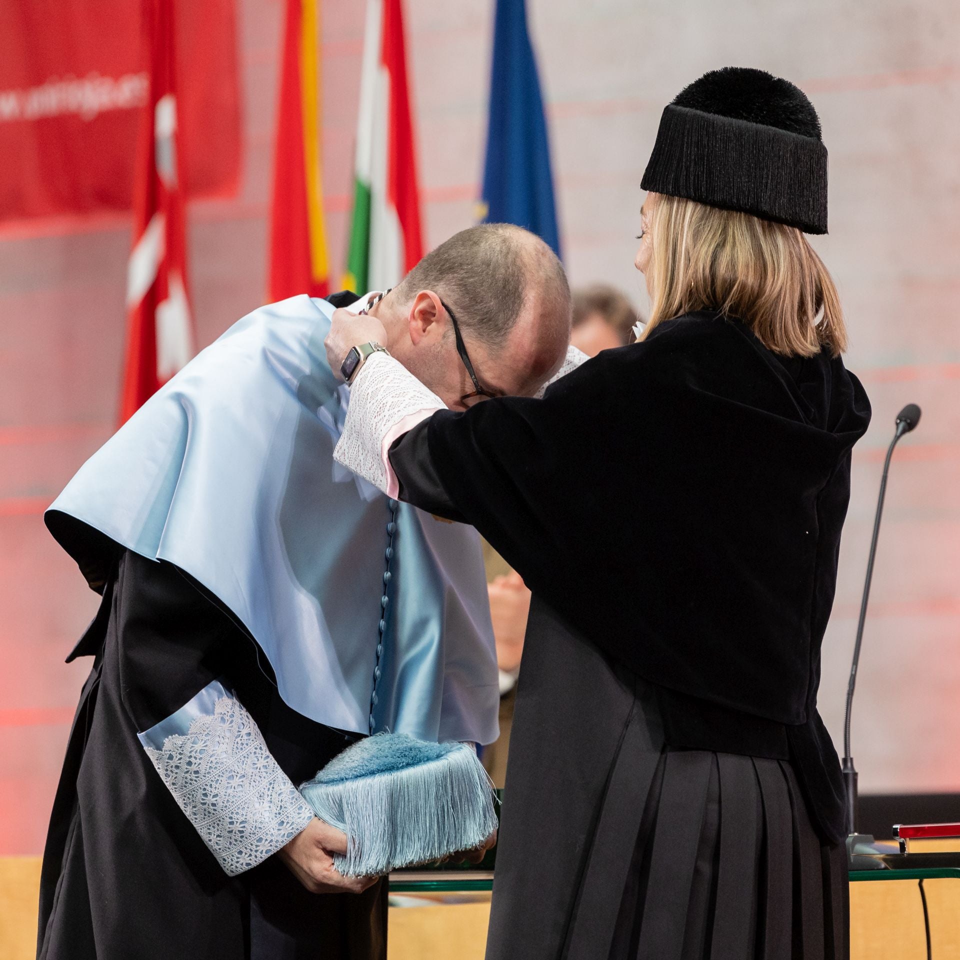Eva Sanz toma posesión como nueva rectora de la Universidad de La Rioja