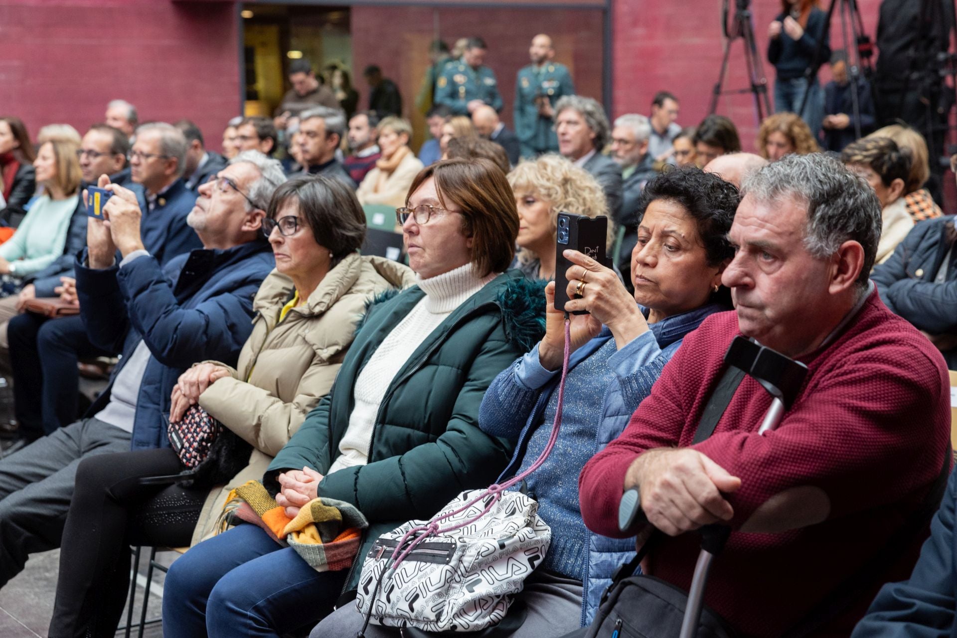 Eva Sanz toma posesión como nueva rectora de la Universidad de La Rioja