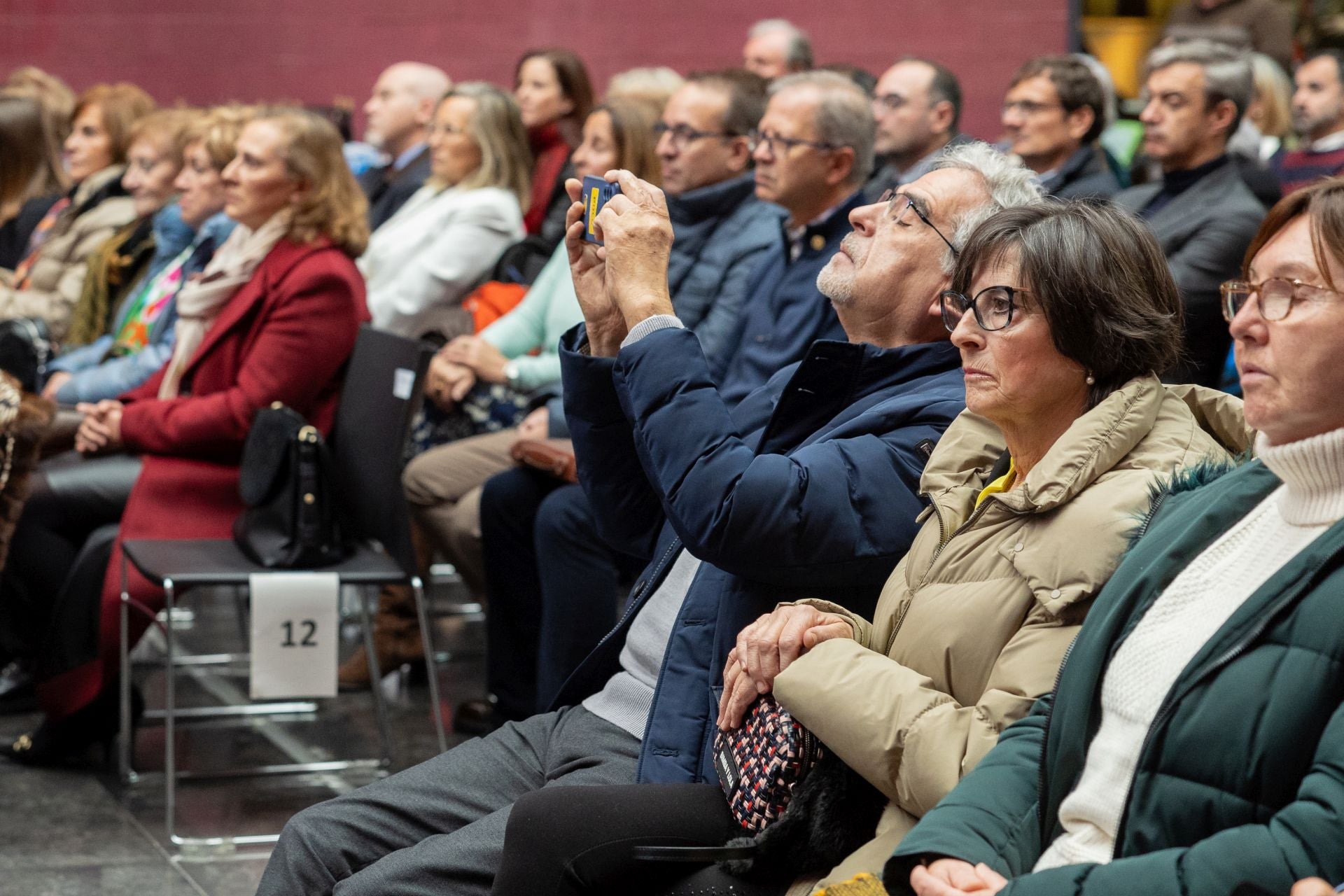 Eva Sanz toma posesión como nueva rectora de la Universidad de La Rioja