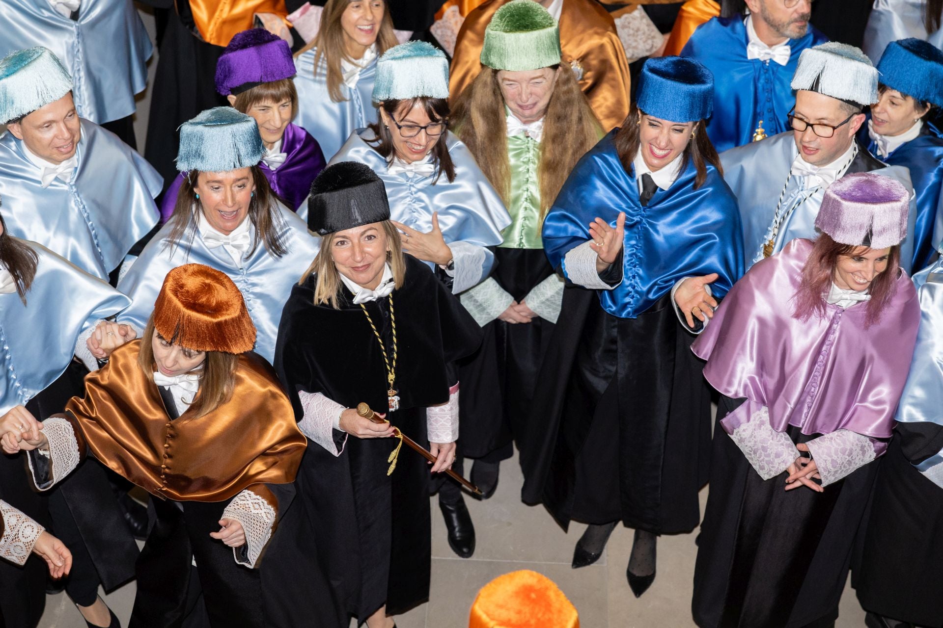Eva Sanz toma posesión como nueva rectora de la Universidad de La Rioja