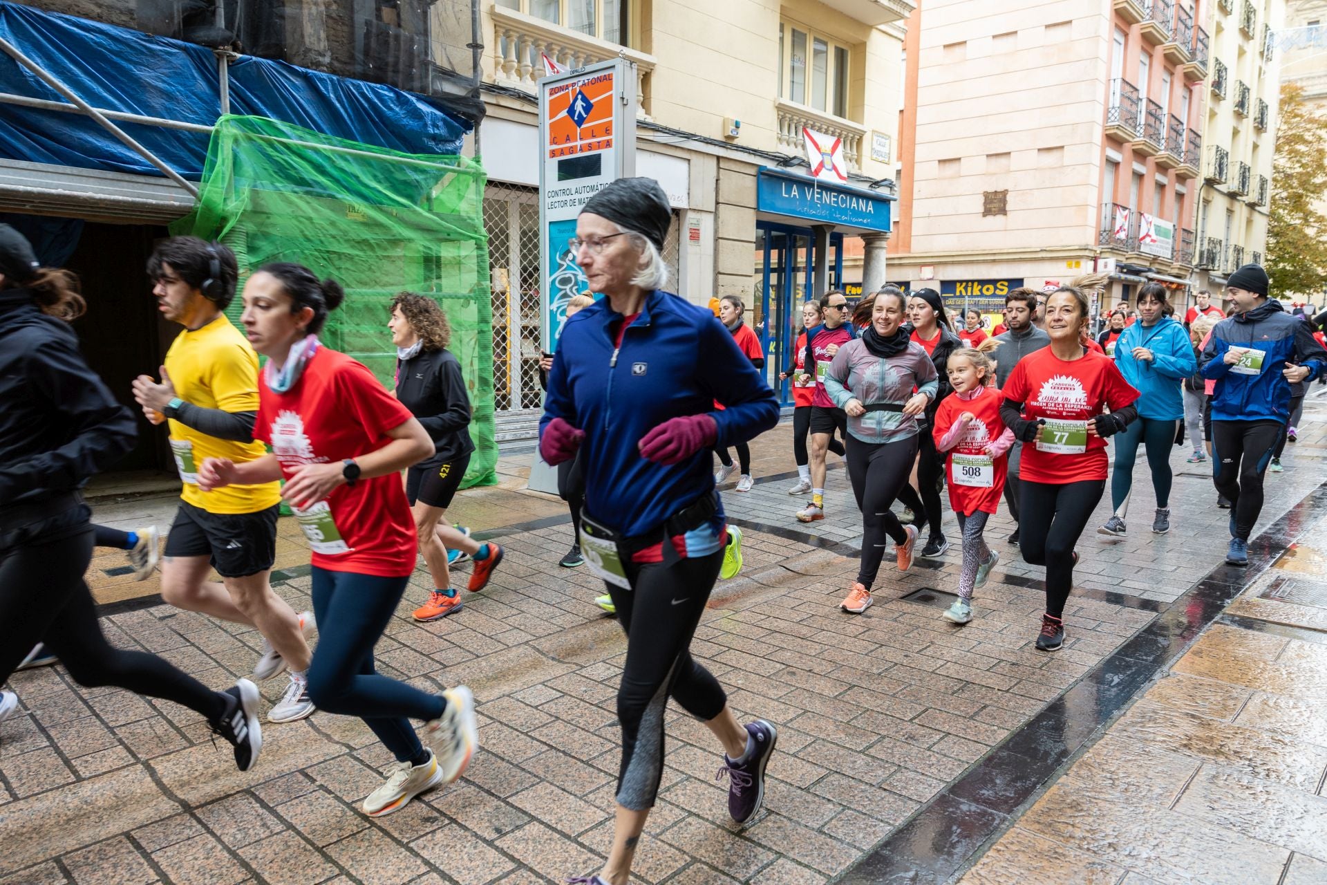 Iván Ganzabal y Eva Pascual ganan la Carrera Virgen de la Esperanza