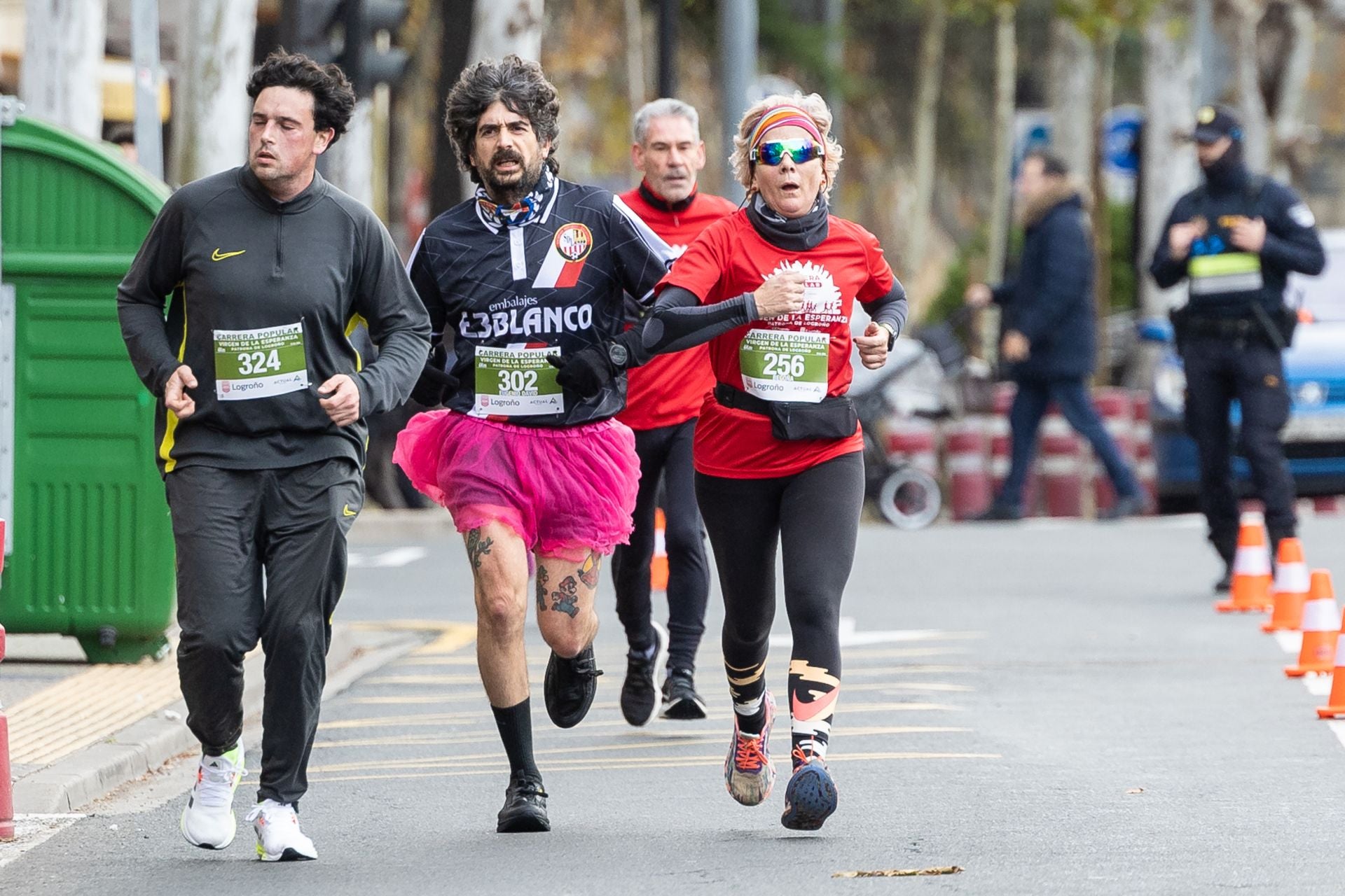 Iván Ganzabal y Eva Pascual ganan la Carrera Virgen de la Esperanza