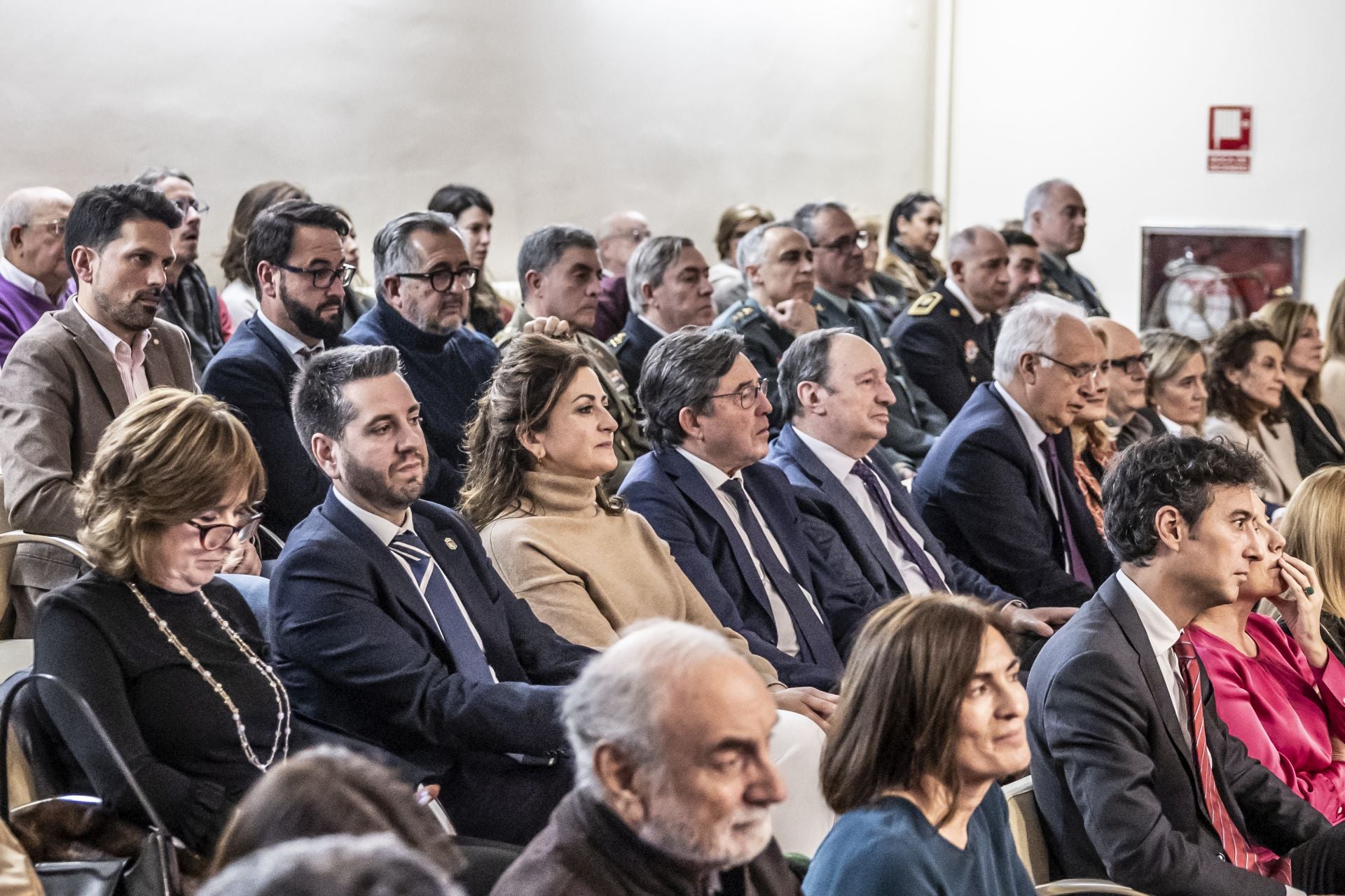 La entrega de la medalla de oro a cuatro exalcaldes de Logroño, en imágenes