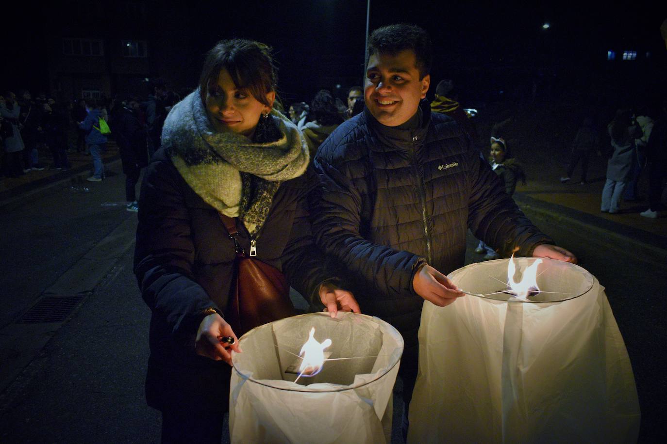 La &#039;Suelta de farolillos&#039; de Fuenmayor, en imágenes