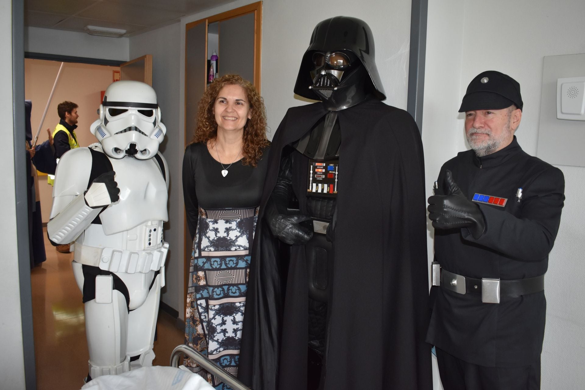 Los personajes de Star Wars visitan el Hospital de Calahorra