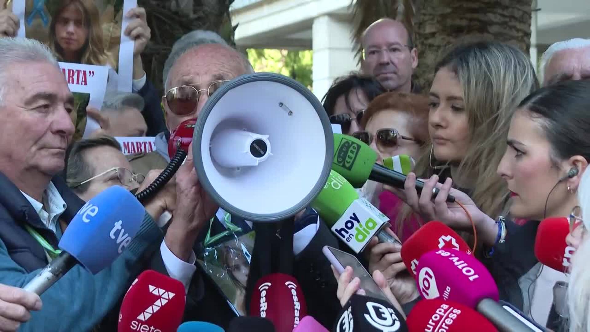 Sevilla conmemora 15 años del crimen de Marta reclamando "repetir el juicio" y clonar móviles