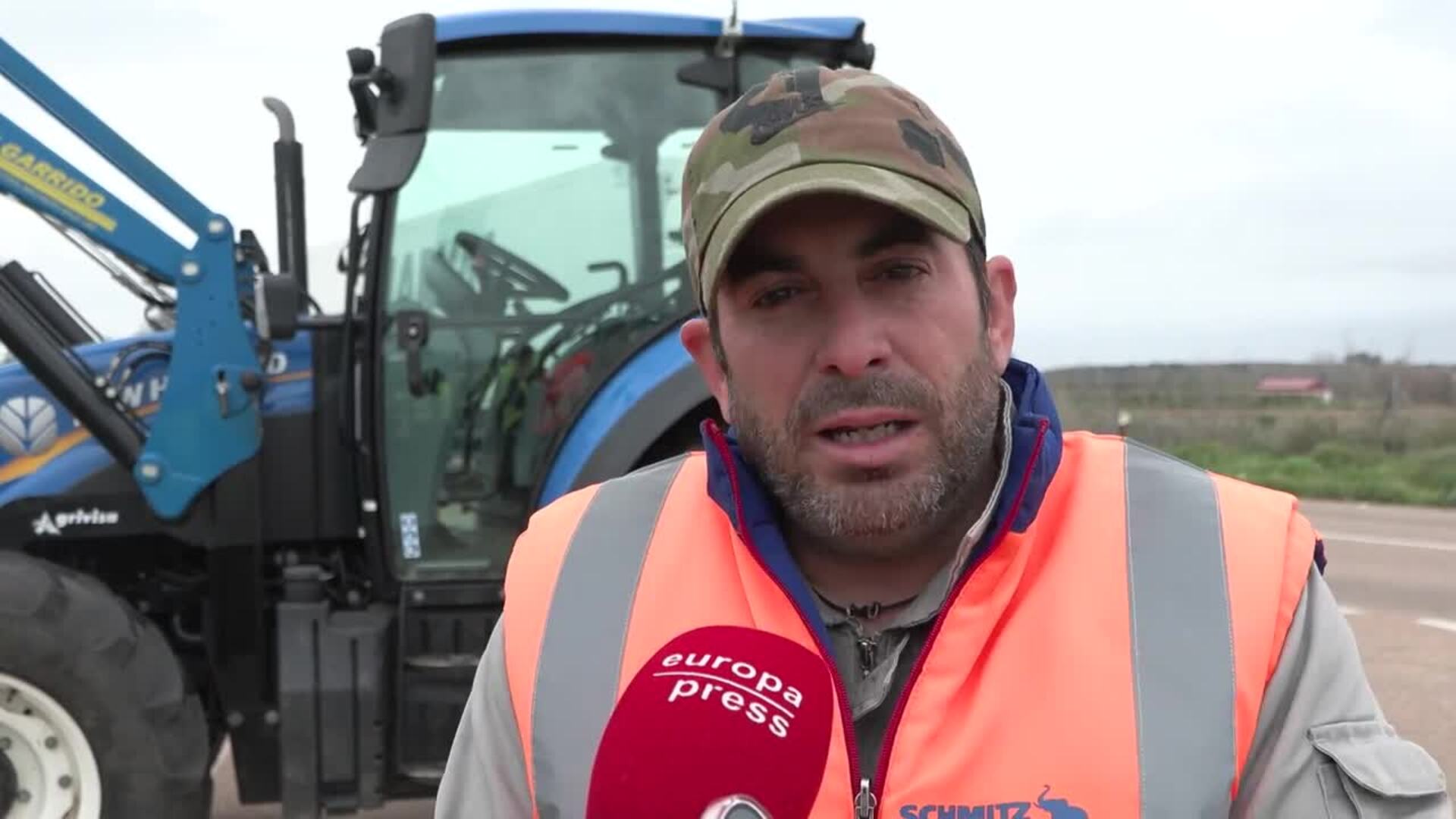 Agricultor extremeño: "Seguiremos peleando aunque seamos pocos porque la lucha no va a decaer"