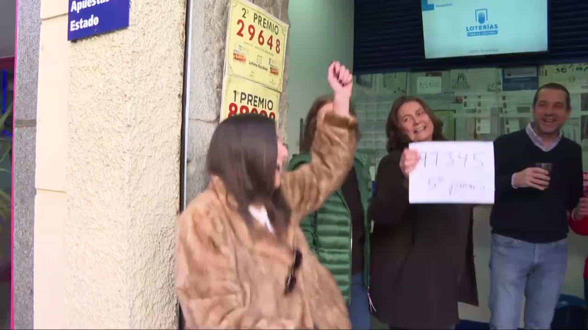 Un quinto premio cae en la calle Sagasta de Madrid