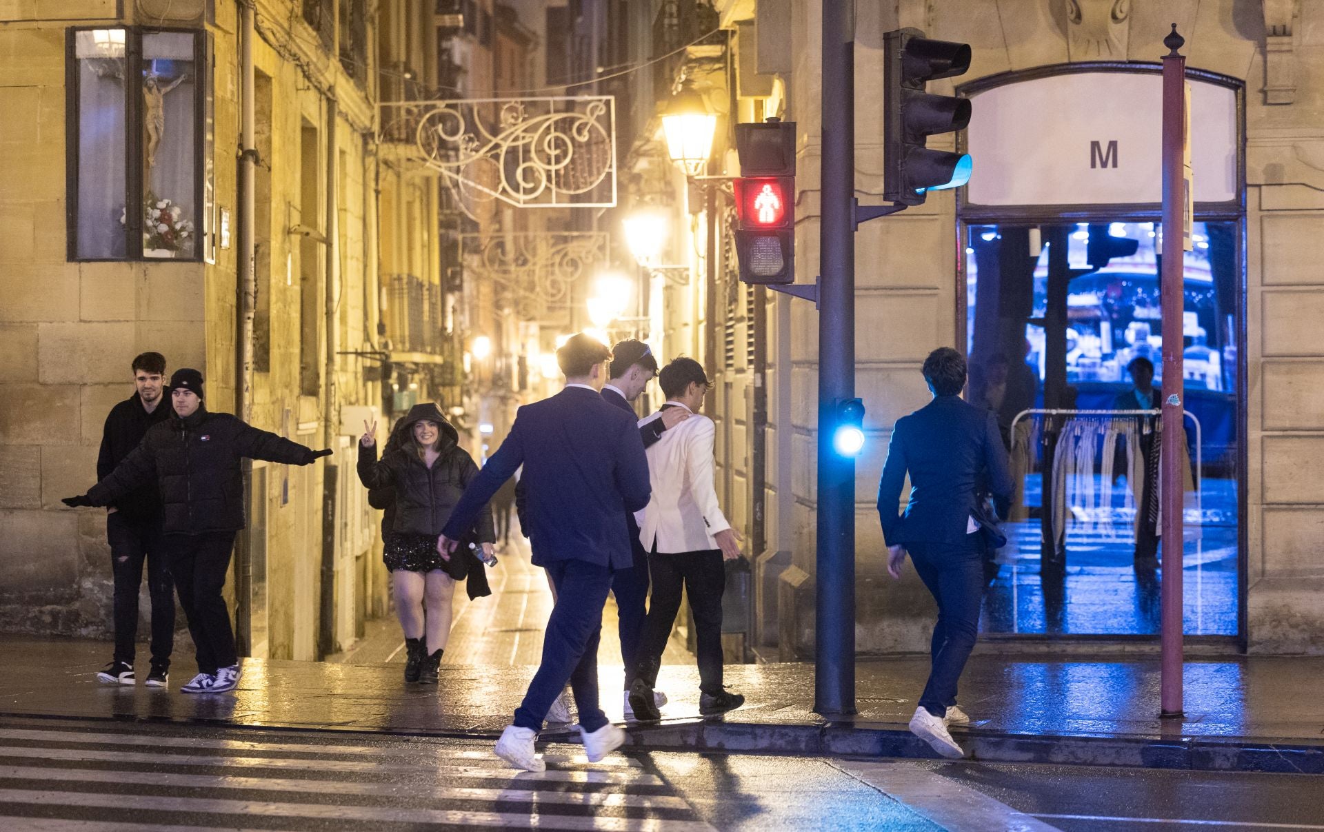 Comprando churros, limpiando calles y otras formas de terminar la Nochevieja en Logroño