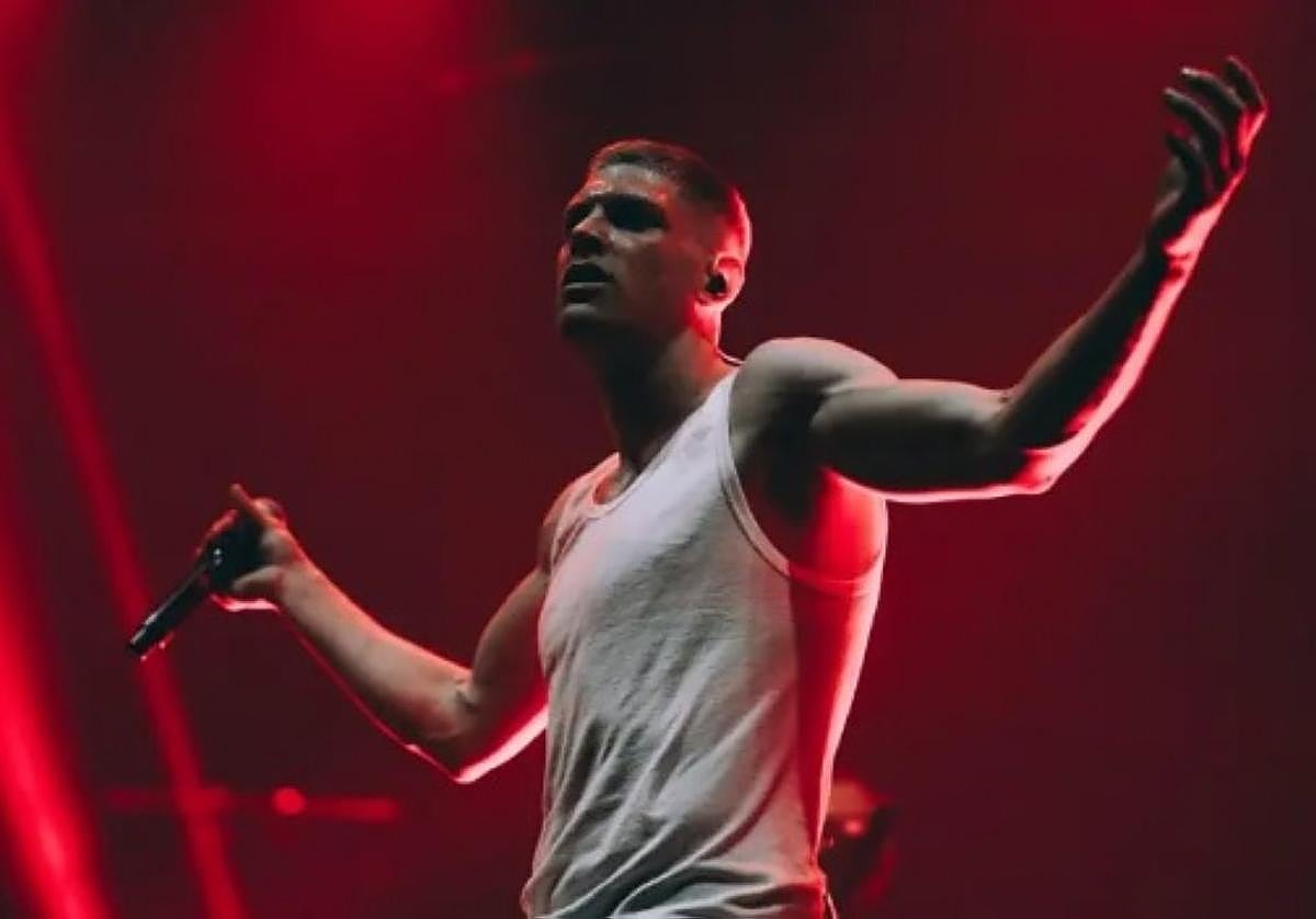 El rapero madrileño Al Safir, durante una actuación.