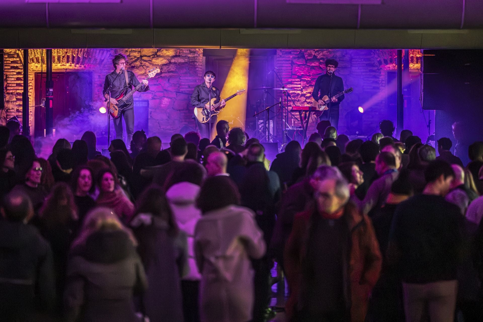 Los conciertos de Actual arrancaron con Papaya