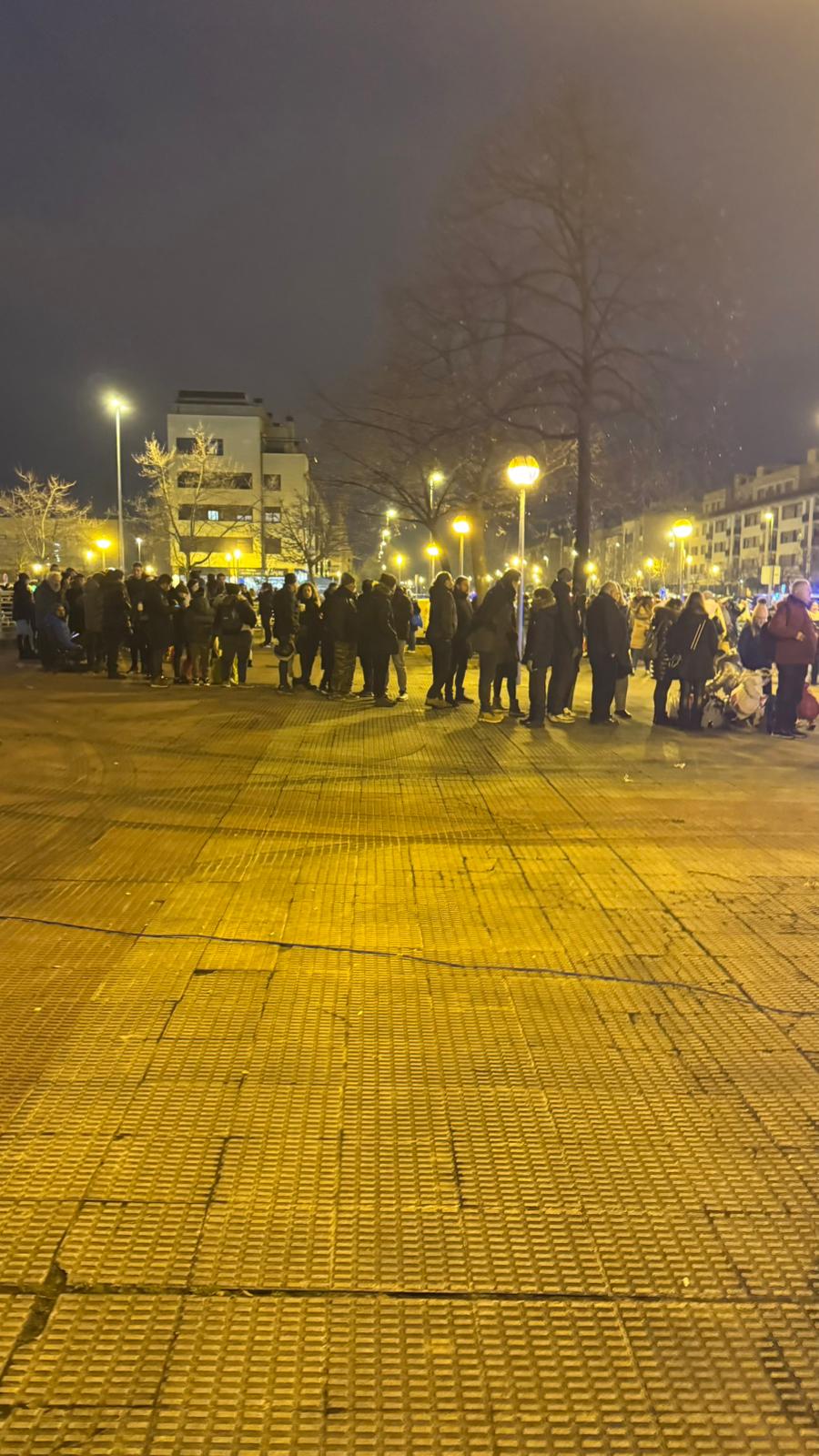 Las imágenes del aterrizaje en la capital desde la madrugada al mediodía