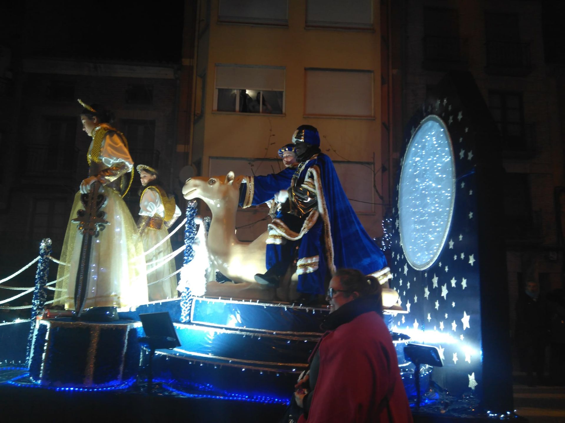 Niños y mayores de la ciudad disfrutaron de la tradicional cabalgata