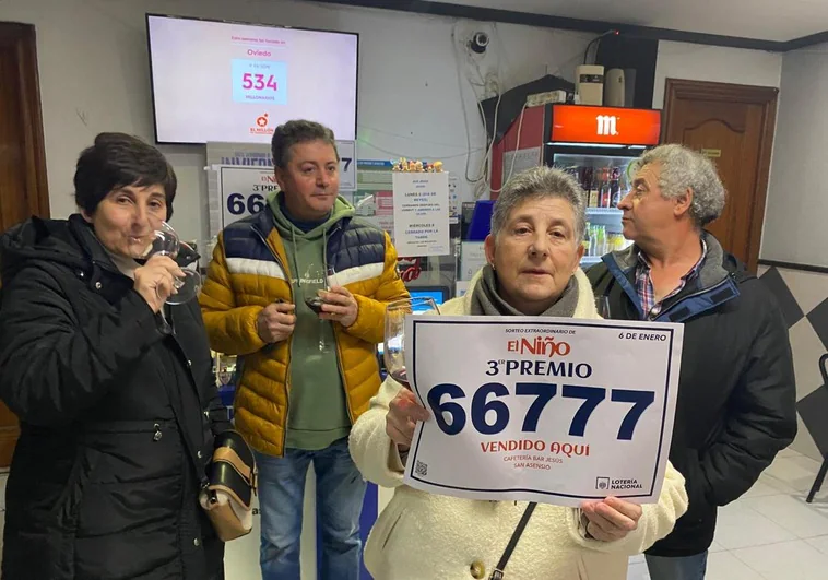 Charo, riojana agraciada con el tercer premio: «Si lo llego a saber antes nos vamos a comer a algún lado»