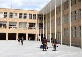 Exterior del Ayuntamiento de Logroño, en una imagen de archivo.