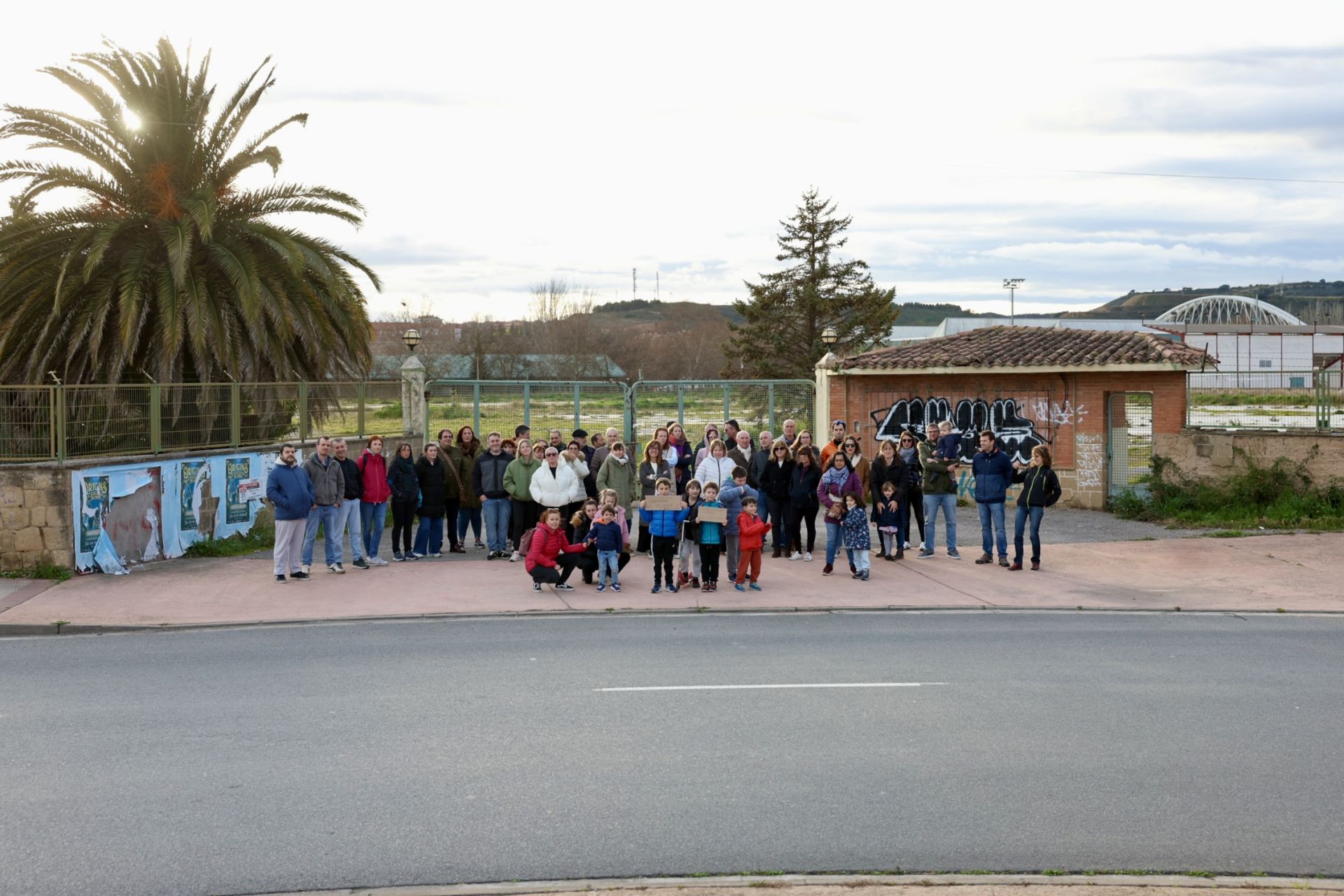 Los vecinos del Campillo muestran su rechazo al espacio para macroconciertos