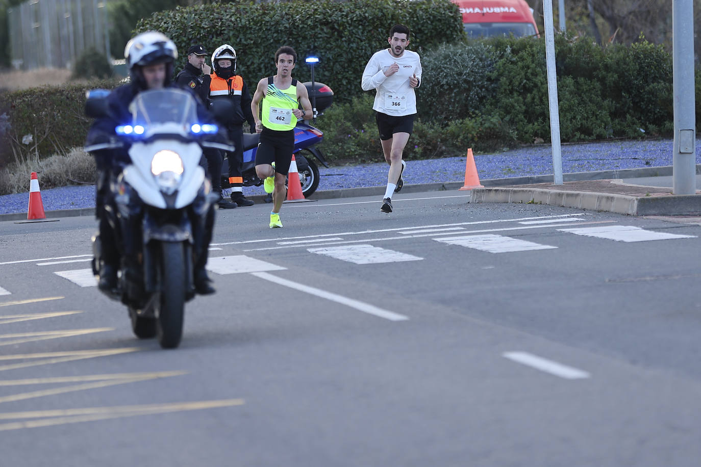 La carrera solidaria de la Policía Nacional en Logroño, en imágenes