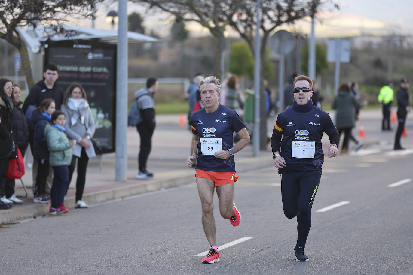 La carrera solidaria de la Policía Nacional en Logroño, en imágenes
