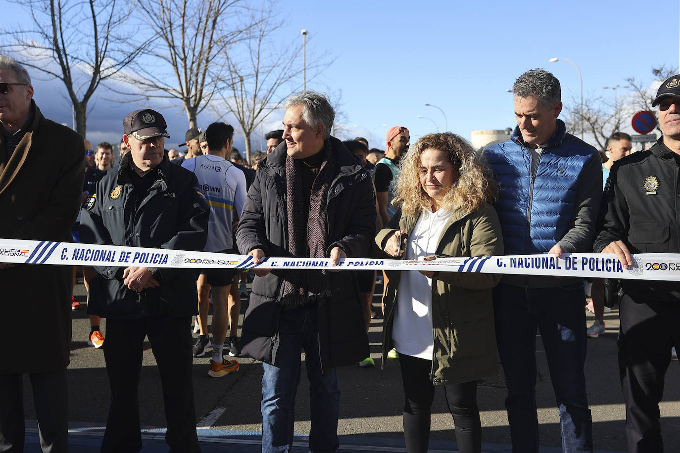 La carrera solidaria de la Policía Nacional en Logroño, en imágenes