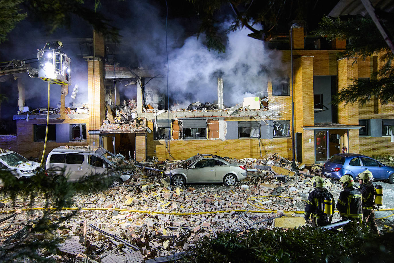 El suceso afectó a media tarde del lunes a dos de las diez viviendas en Noáin, que fueron desalojadas desde las 15.00 horas por una fuga y una explosión de gas en una de las cocinas.