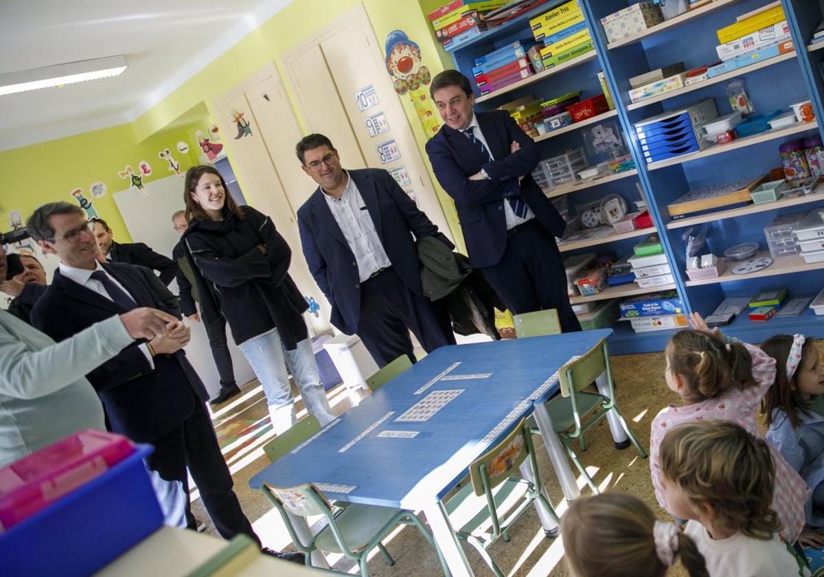 El CRA Cameros Nuevo estrena servicio de guardería con nueve alumnos de hasta 3 años