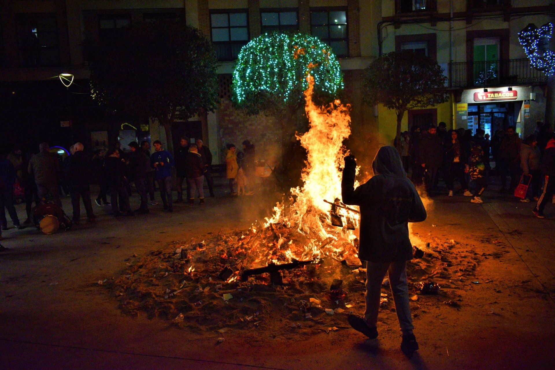 Las tradicionales márcharas de San Antón, en imágenes