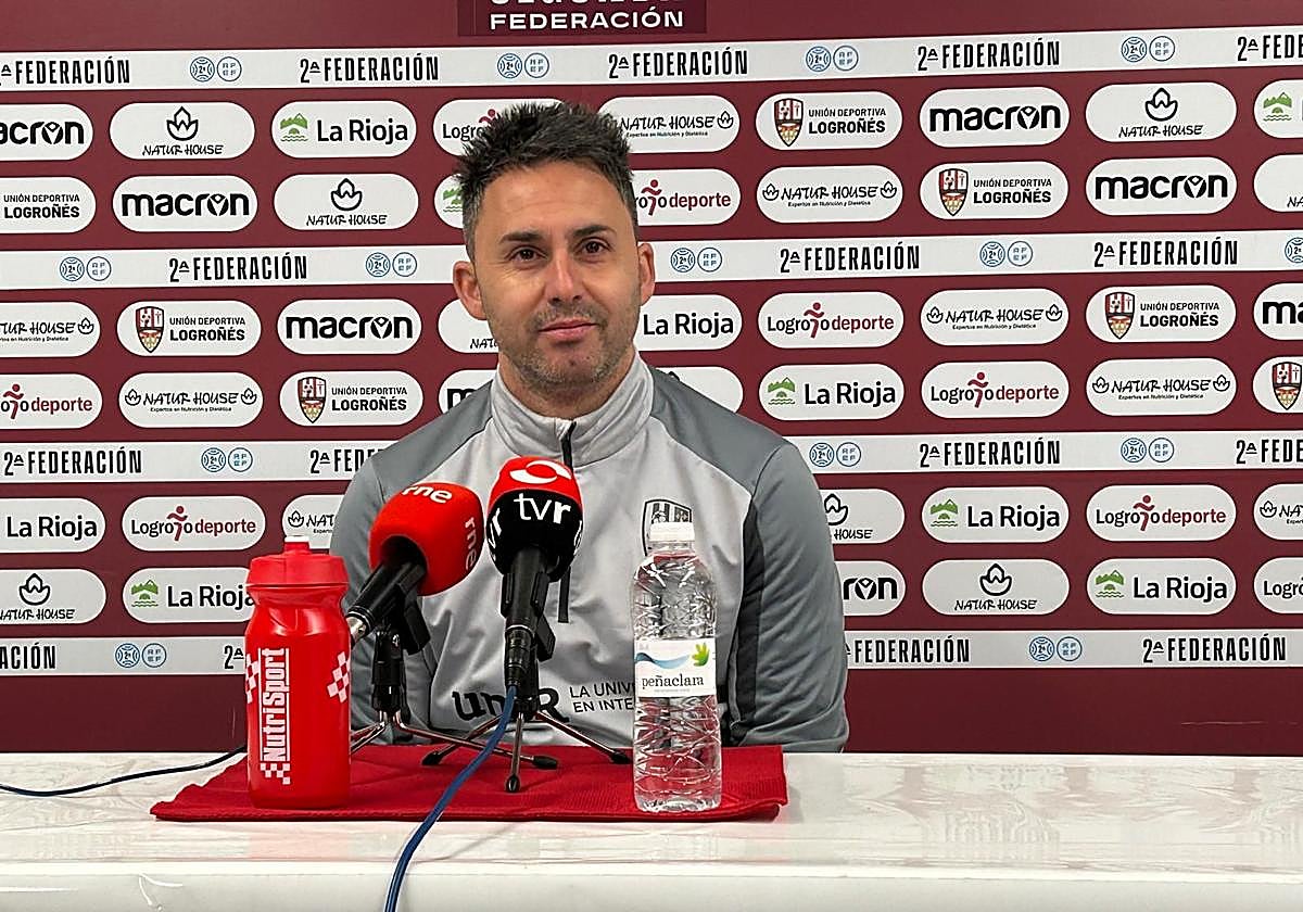 Sergio Rodríguez, antes de comenzar la rueda de prensa este viernes.